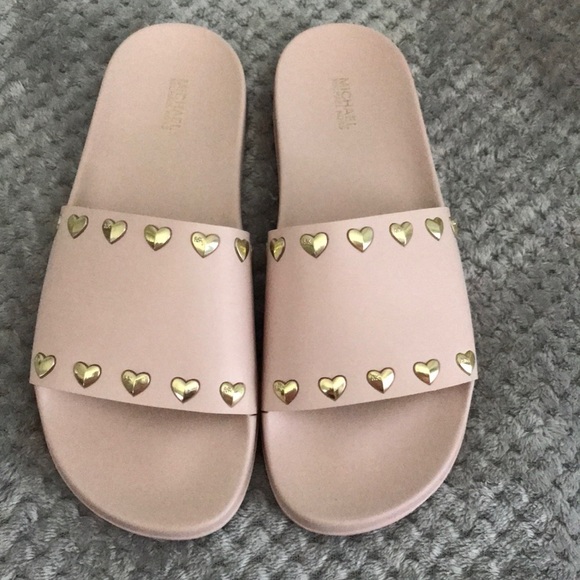 Michael Kors Zooey Studded Heart Slide - Picture 2 of 5